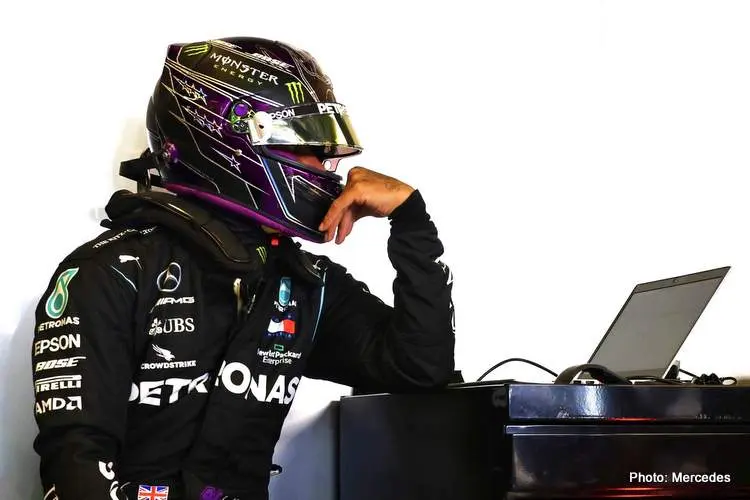 abu dhabi grand prix yas marina hamilton pit garage