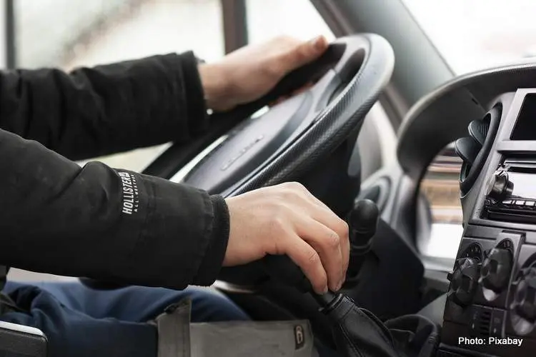 driver 3978839 1280