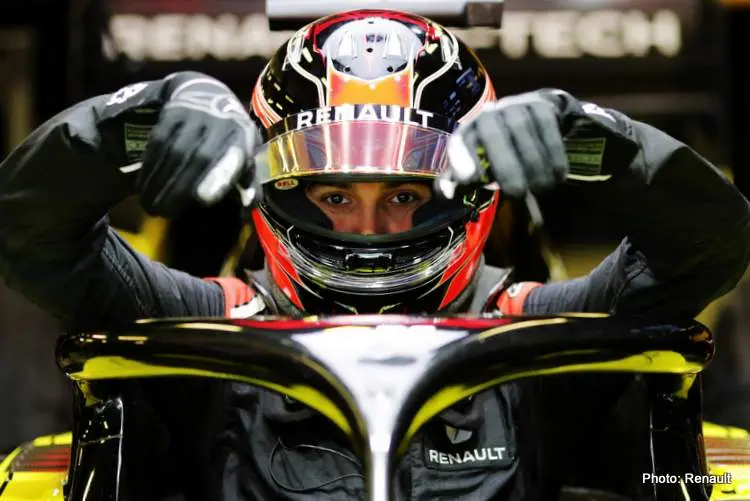 esteban ocon first test 2019 renault