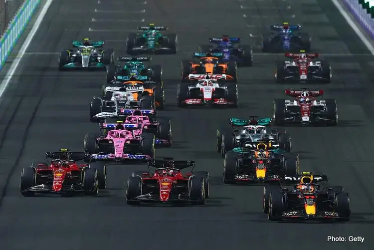 f1 cars race start 22 2023
