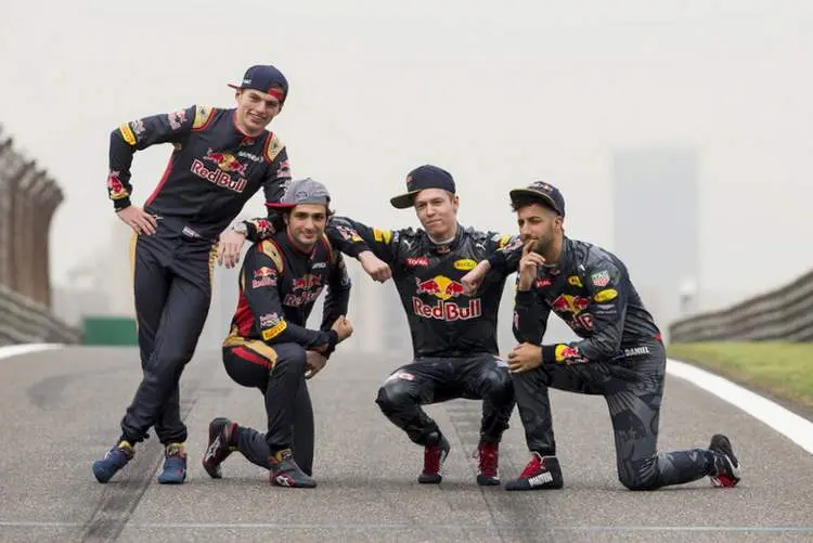 f1 chinese gp 2016 daniel ricciardo red bull racing daniil kvyat red bull racing max verst