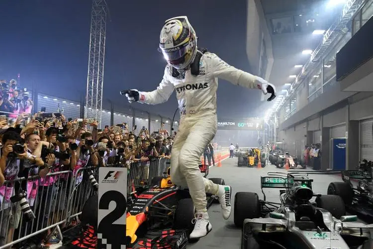 f1grandprixofsingaporex4phg8tnzusx