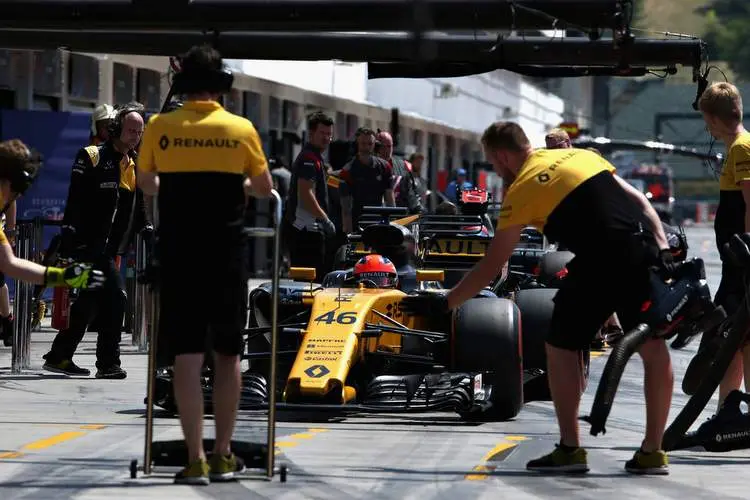 f1seasontestingbudapestdaytwo5vmbxpgmzwfx