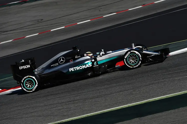 f1testingbarcelonadayfourxi2k01tn3srx