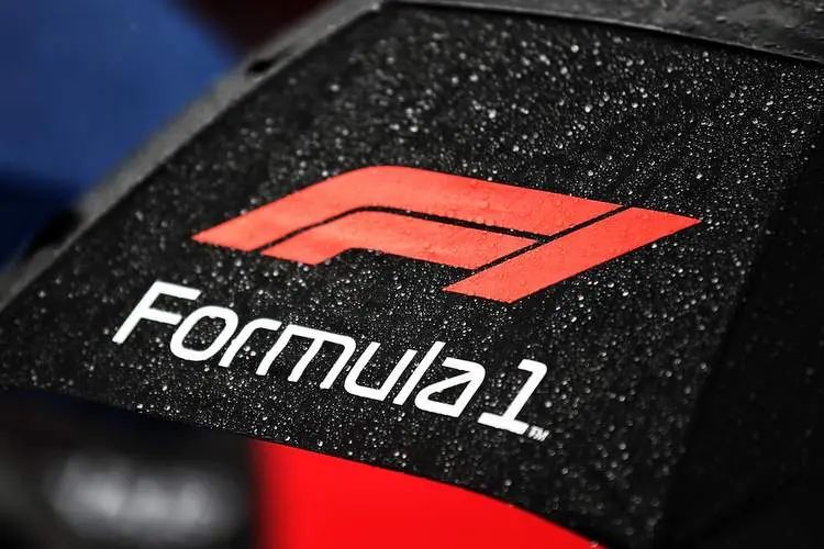 formula 1 logo