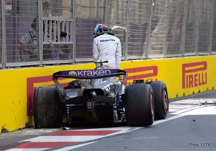 franco colapinto rookie f1 crash baku f1tv 001