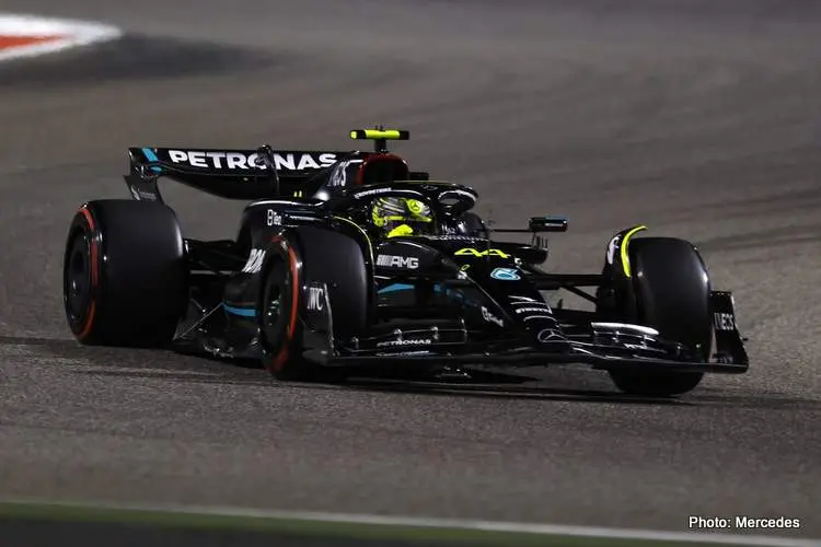 hamilton bahrain 2 2023