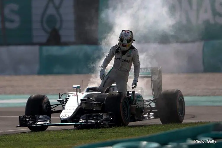 hamilton engine failure malaysia 2016 mercedes pu f1