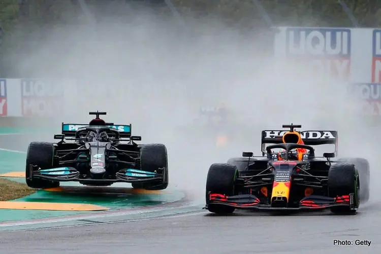 hamilton verstappen imola kerb hopping 2021