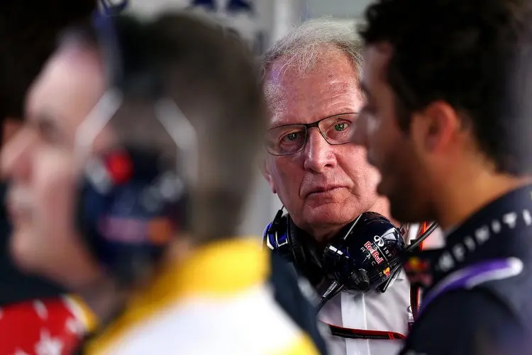 helmut marko f1 grand prix malaysia practice isrcnx6vi61x