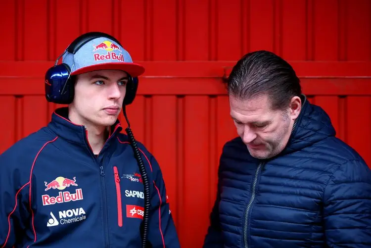 jos verstappen f1 testing barcelona day 1 gi0on88s t2x