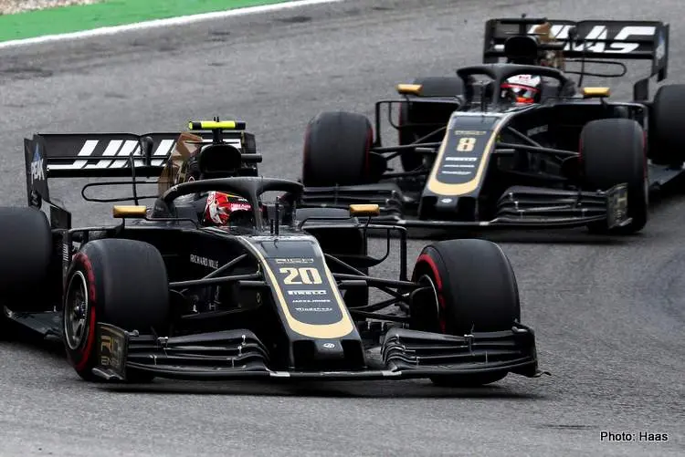 kevin magnussen and romain grosjean battling pa