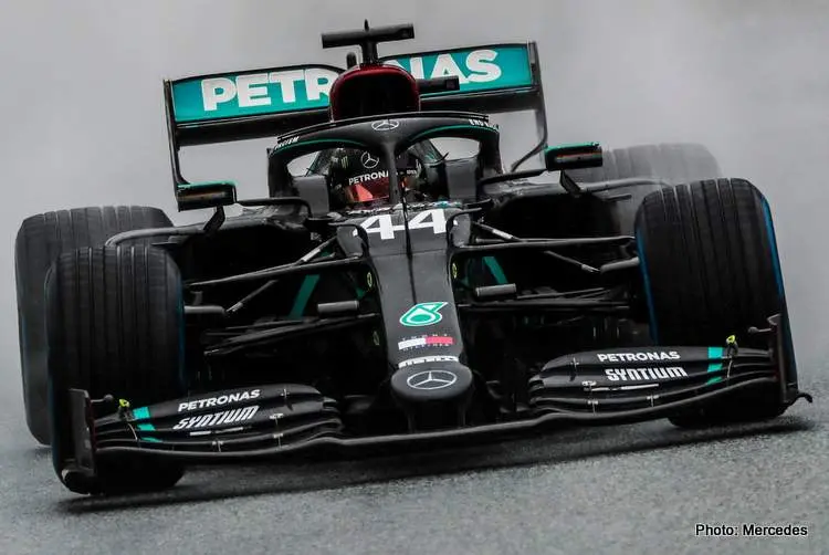 lewis ahmilton pole position 1