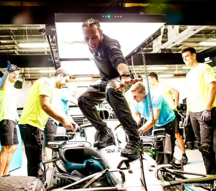 lewis hamilton 001