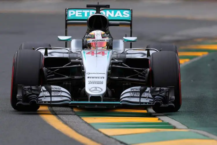 lewishamiltonaustralianf1grandprixqualifying60abcshon1xx