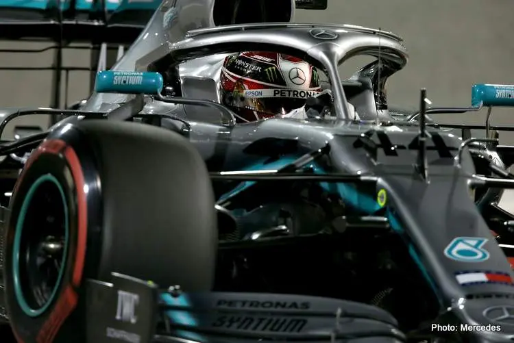 lewishamiltonf1grandprixbahrainqualifyingb13e6tfnyh9x