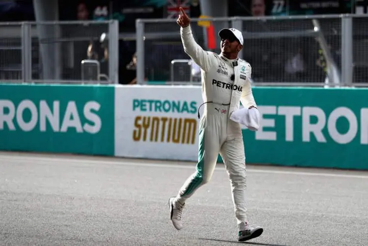 lewishamiltonf1grandprixmalaysiaqualifyingspdfqumg2six