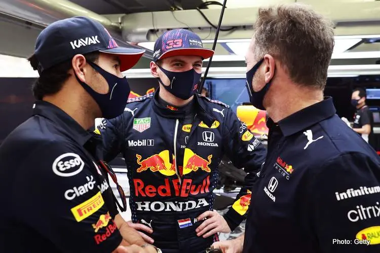 max verstapopen bahrain testing 2021 red bull horner