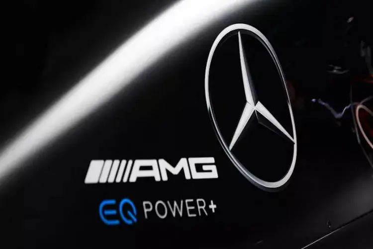 mercedes logo