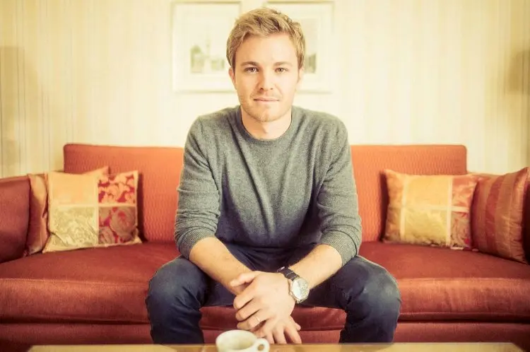 nico rosberg couch
