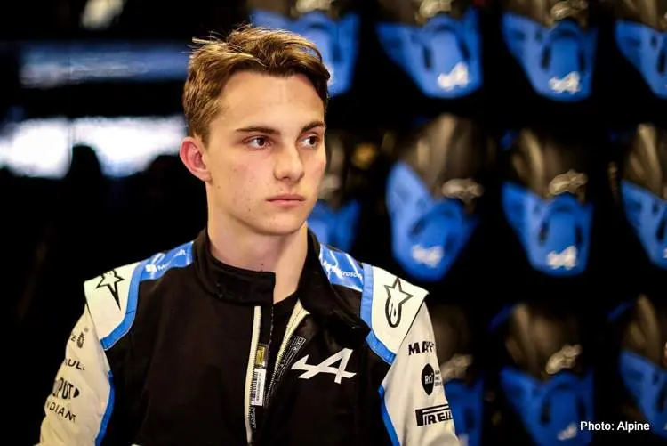 oscar piastri alpine reserve f1 driver