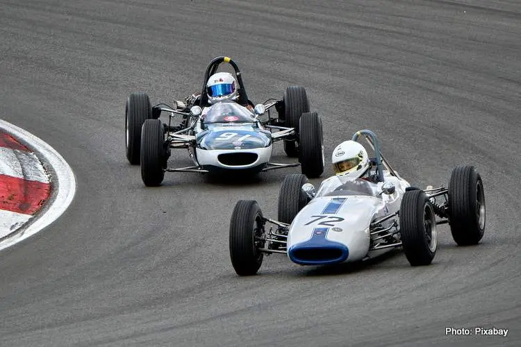 race car 4433730 1920