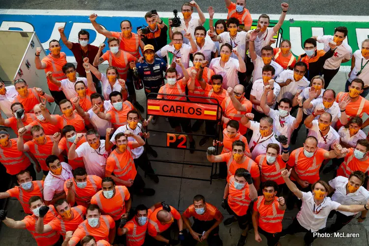 sainzmclarenteamphoto
