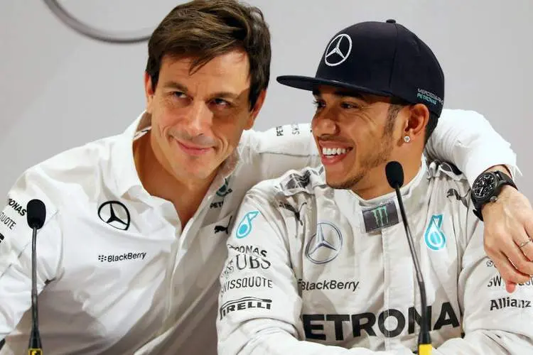 toto wolff lewis hamilton mercedes 3284299