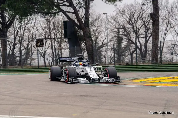 tsunoda testing imola 2022