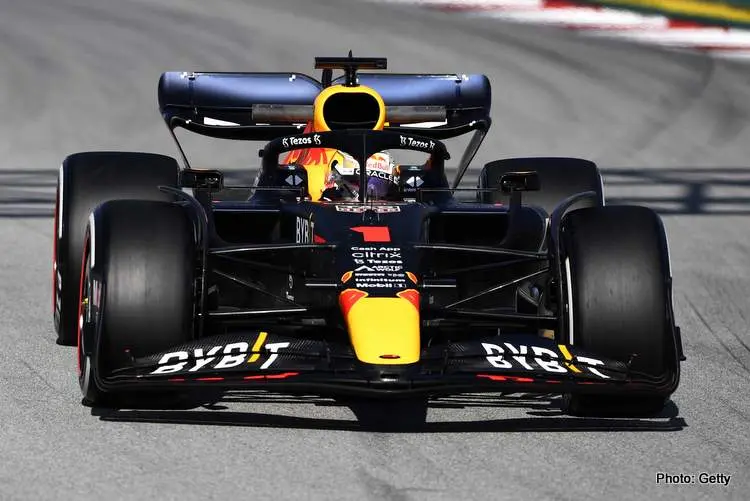 verstappen barcelona rb18 testing 2022