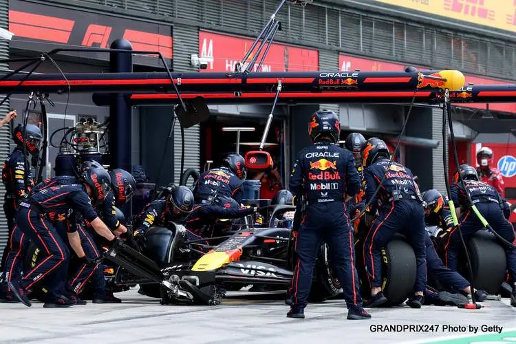 verstappen hungary 4 2025