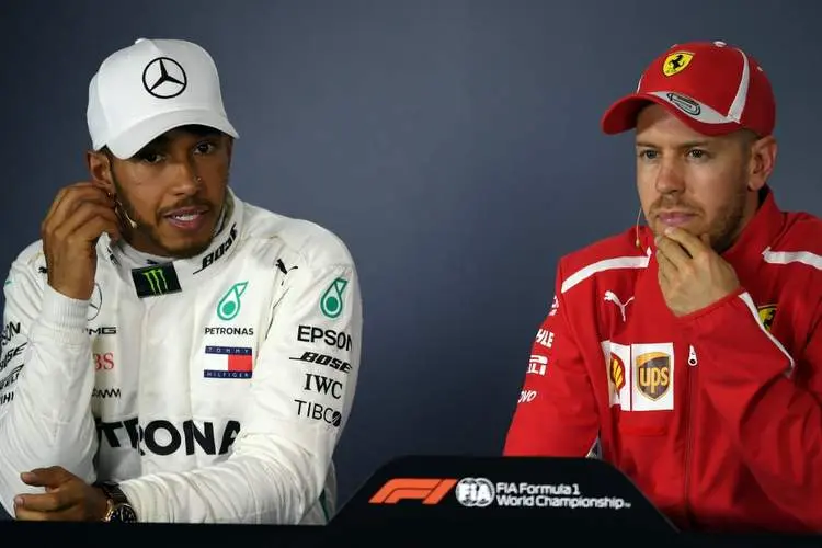vettel hamilton oa81vhw5w3ad1bhlwsqwl2yra