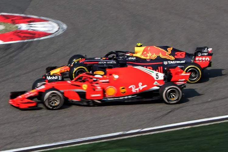 vettel verstappen crash collide collision shunt accident