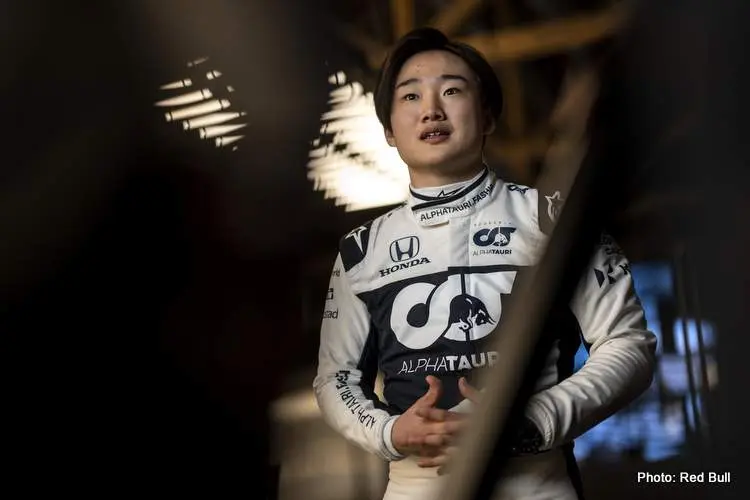 yuki tsunoda alphatauri driver f1