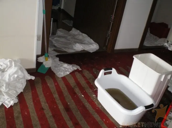 Užtvindytas viešbučio kambarys