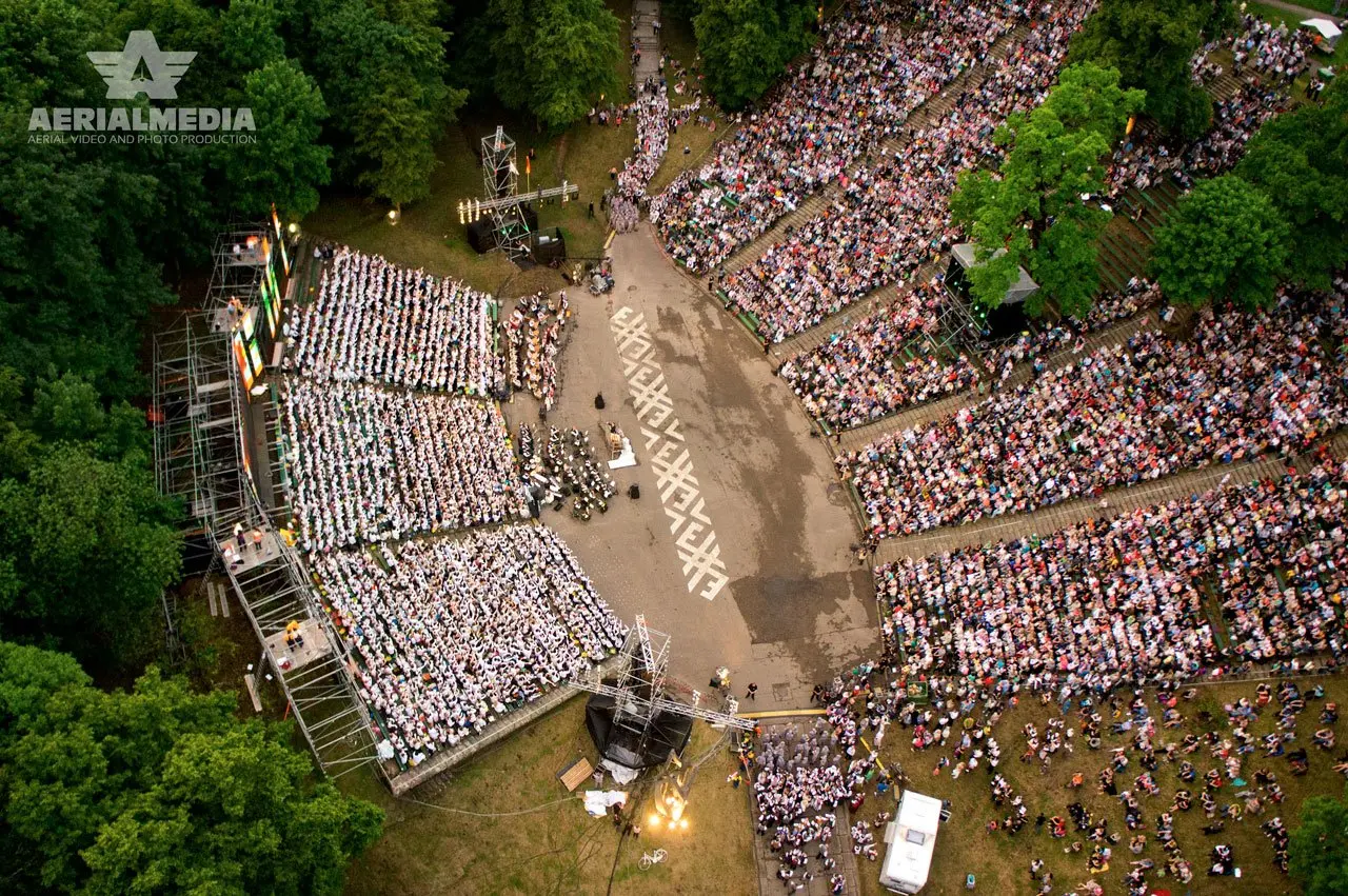 Moksleivių dainų ir šokių šventė Dainų slėnyje 03