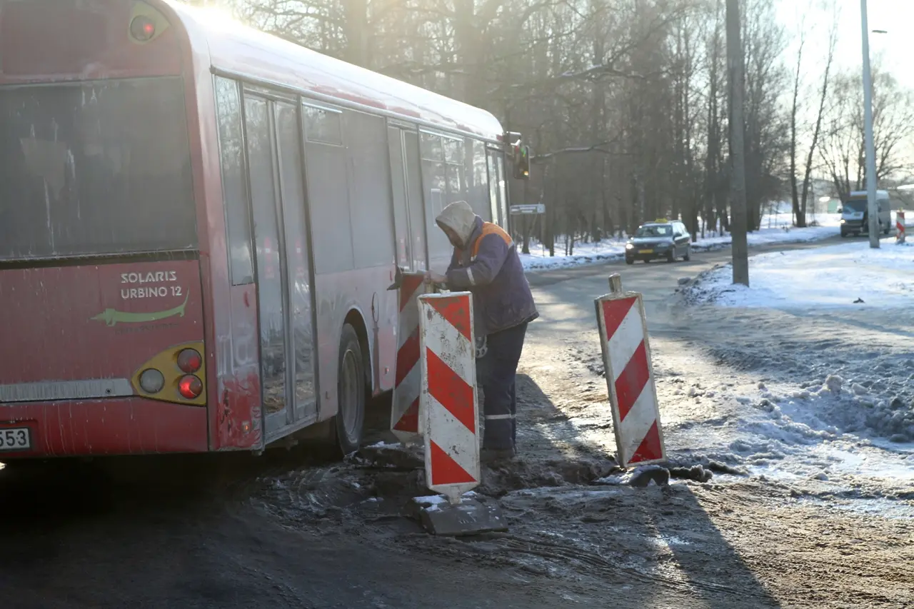 Verkių gatvė tapo čiuožykla