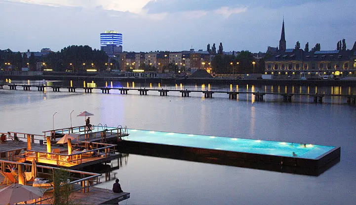 Badeschiff baseinas Berlyne