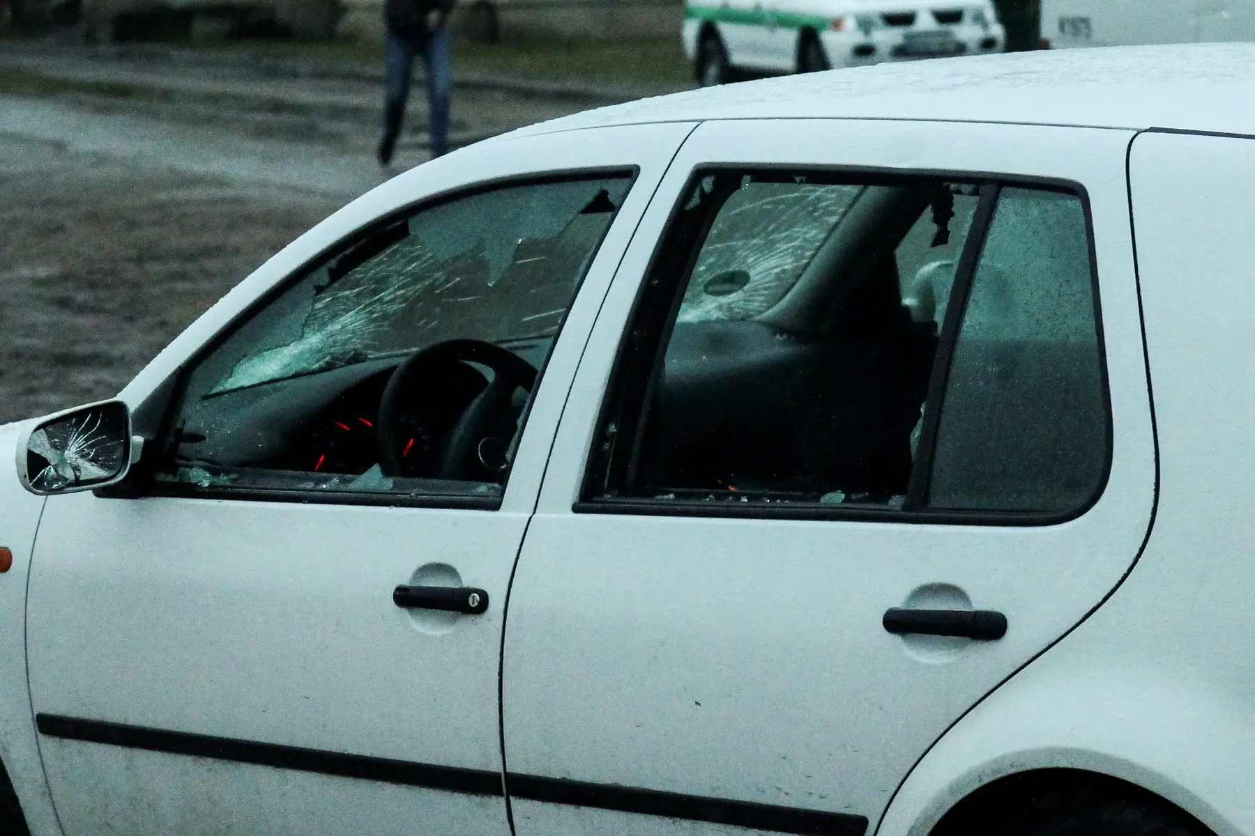 Apgadintas automobilis Partizanų gatvėje