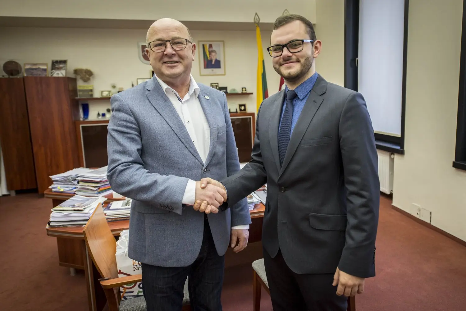 Studentai mero kabinete