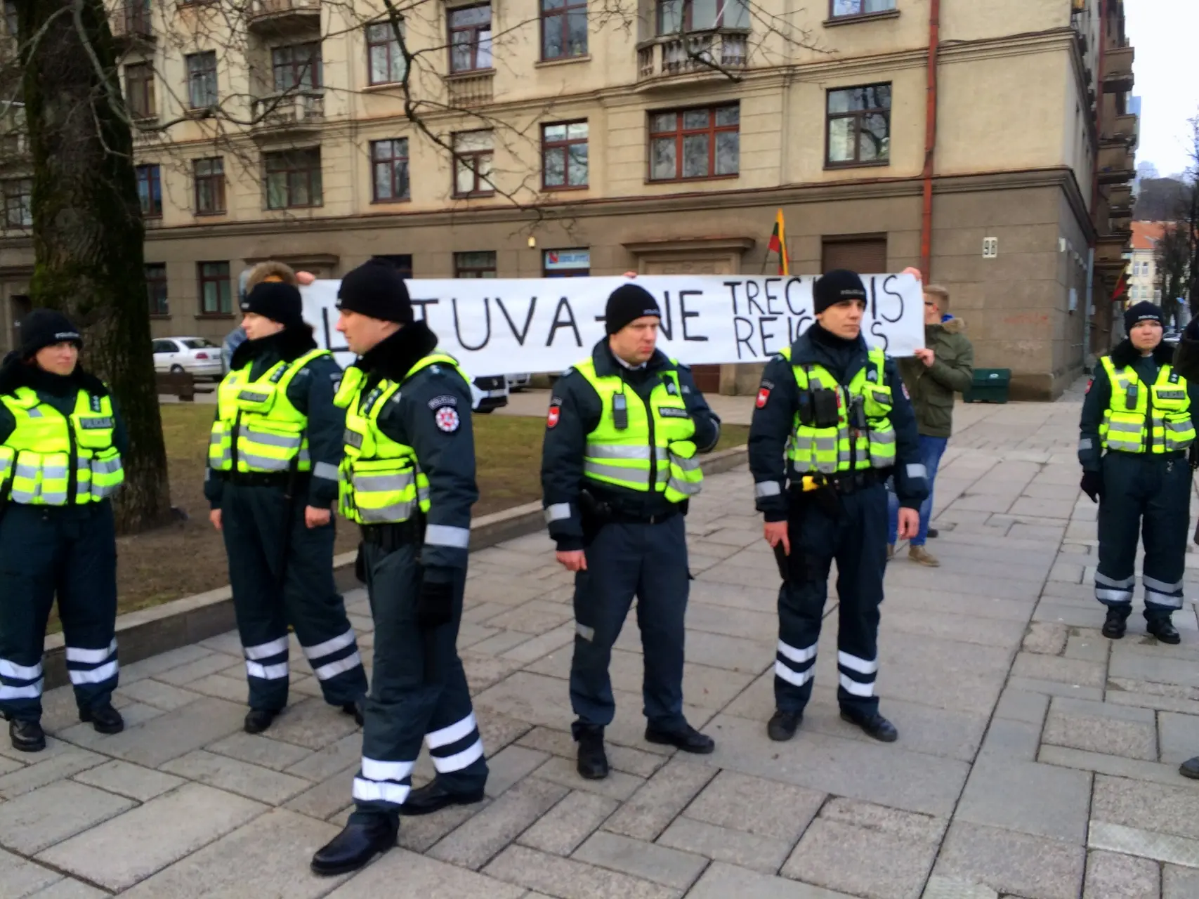 Pareigūnai saugo "Antifa" narius