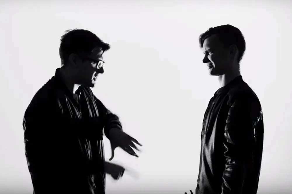 Kadras iš "Enimeni 5"