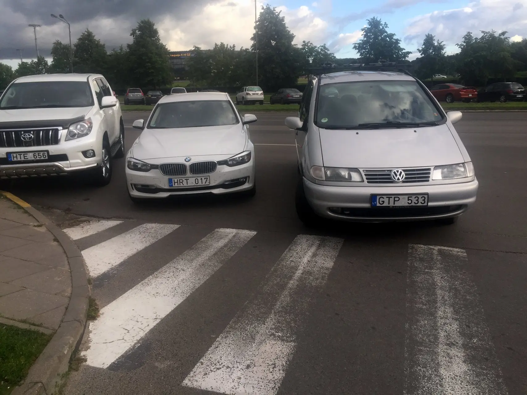Kelių eismo taisyklių pažeidėjai