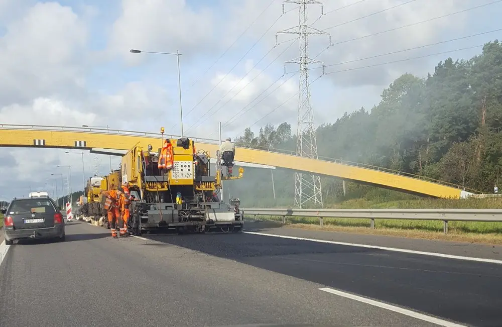 Kelio remontas aplinkkelyje