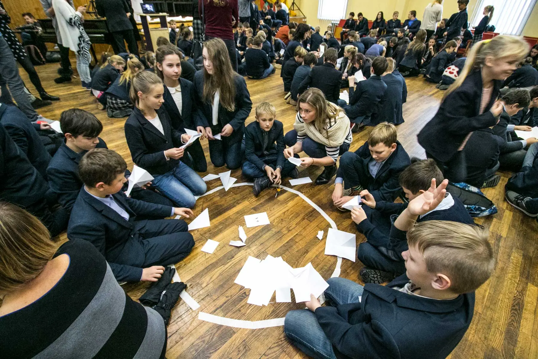 Moksleiviai siekė Origami rekordo