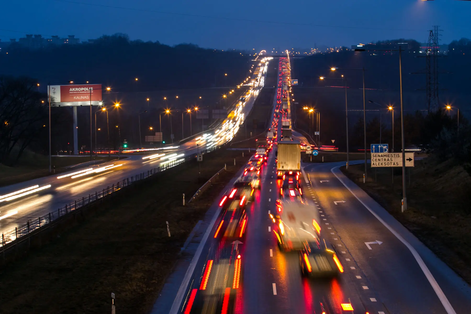 Automobiliai, spūstys, eismas