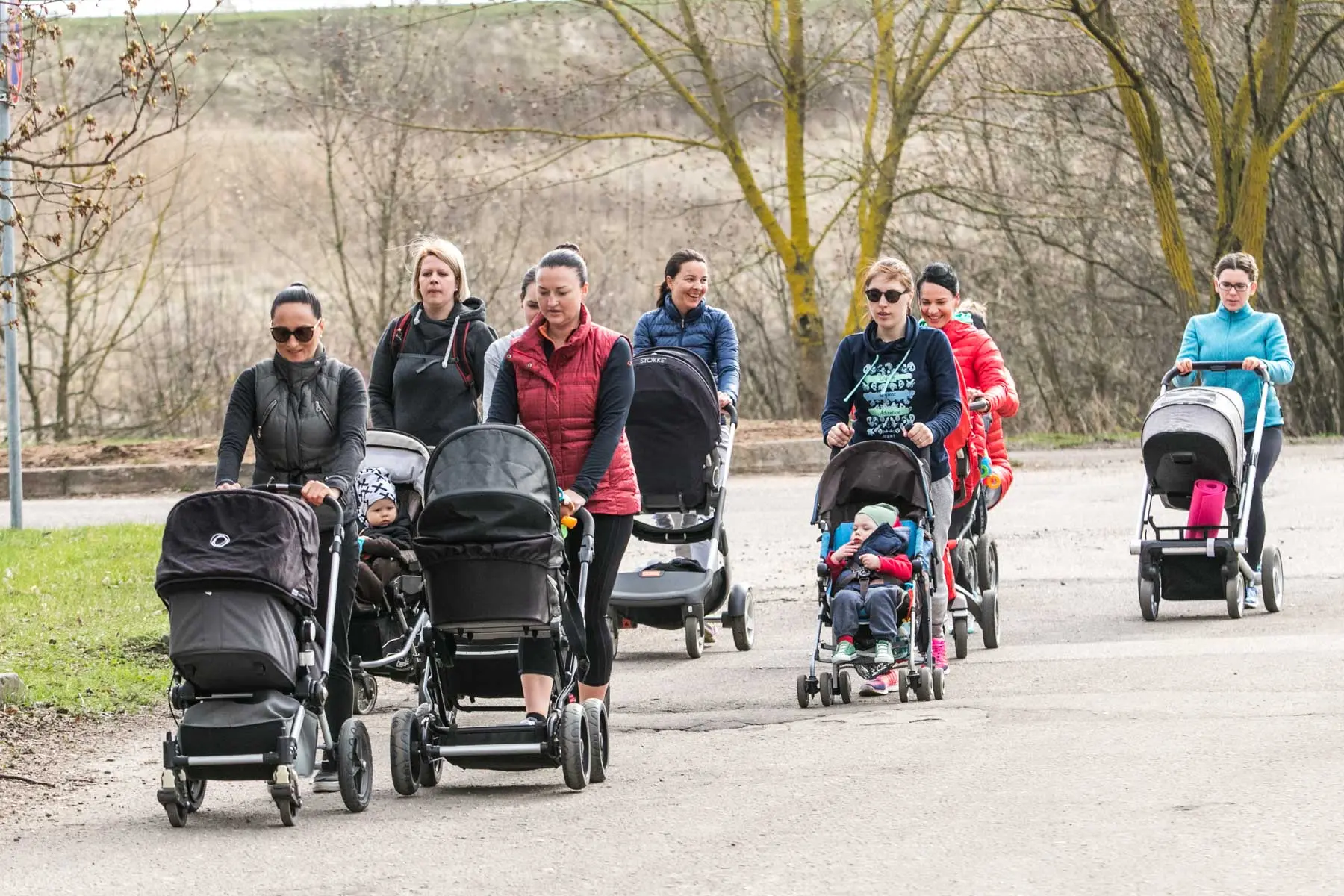 Mamos, vaikai, kūdikiai