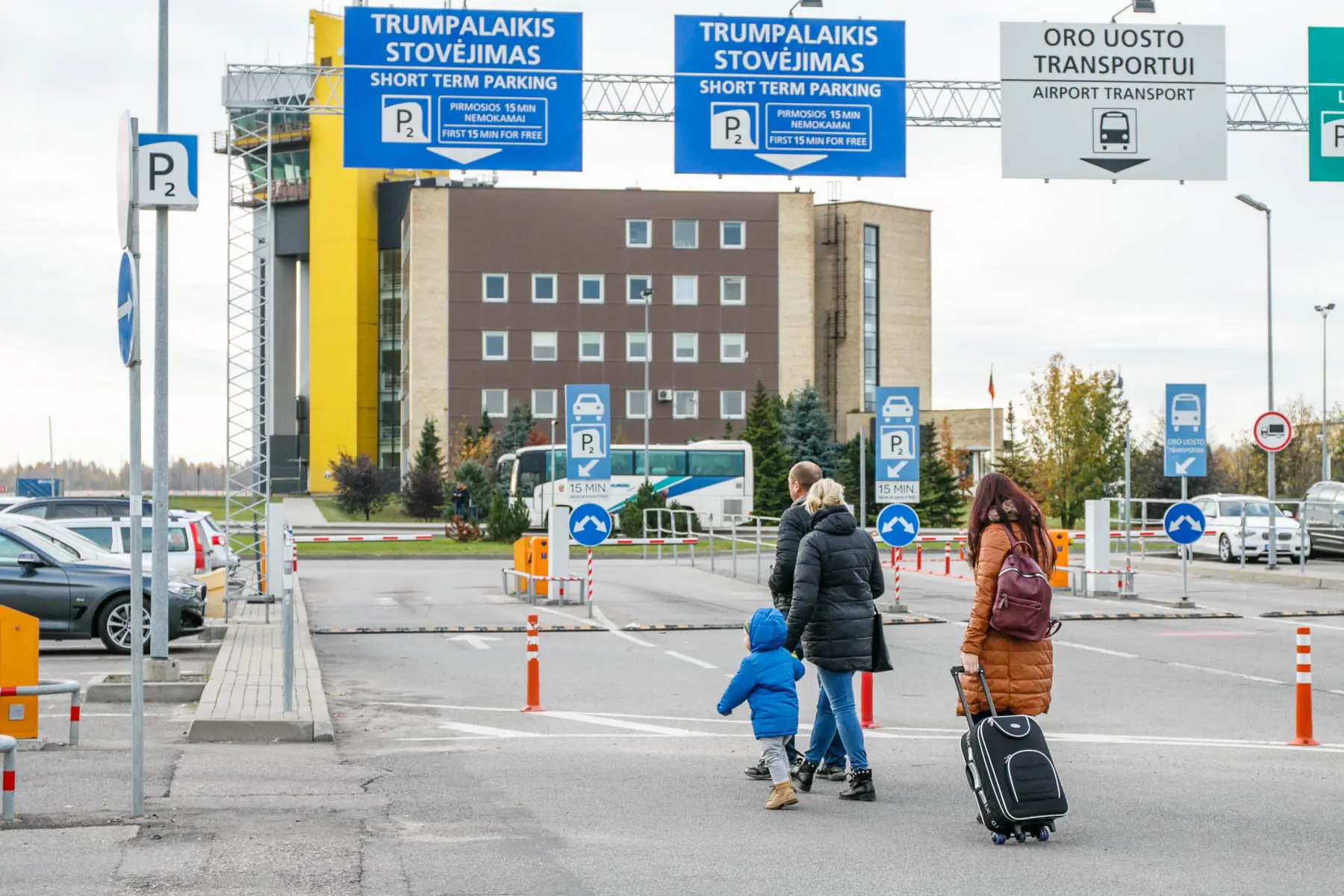 Stovėjimo aikštelės prie oro uosto