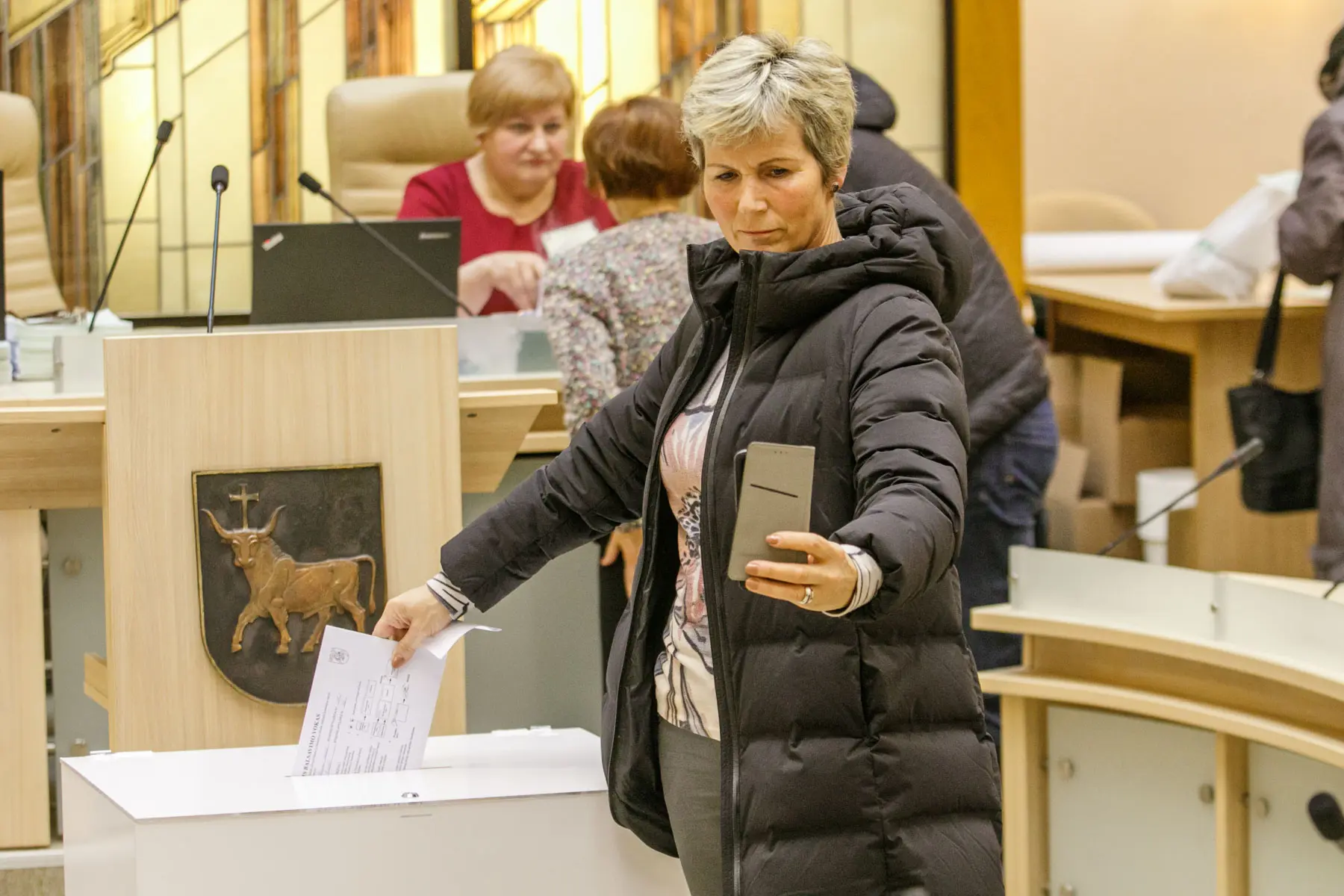 V. Matijošaitis ir R. Karbauskis atidavė balsus išankstiniame balsavime Kaune