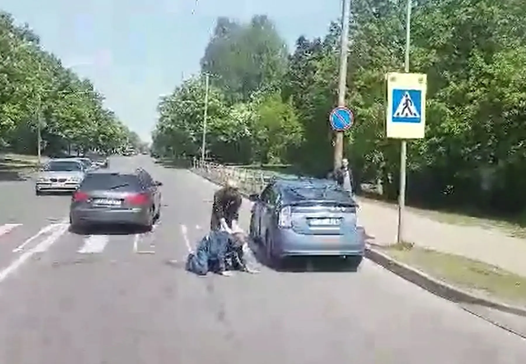Kovo 11-osios gatvėje sumuštas vairuotojas